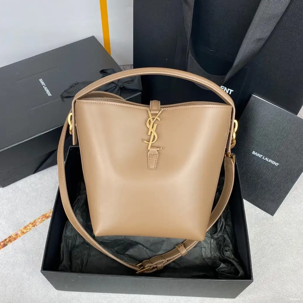 REP SMALL  YSL 37 LE BAG-17*20*13CM 0611